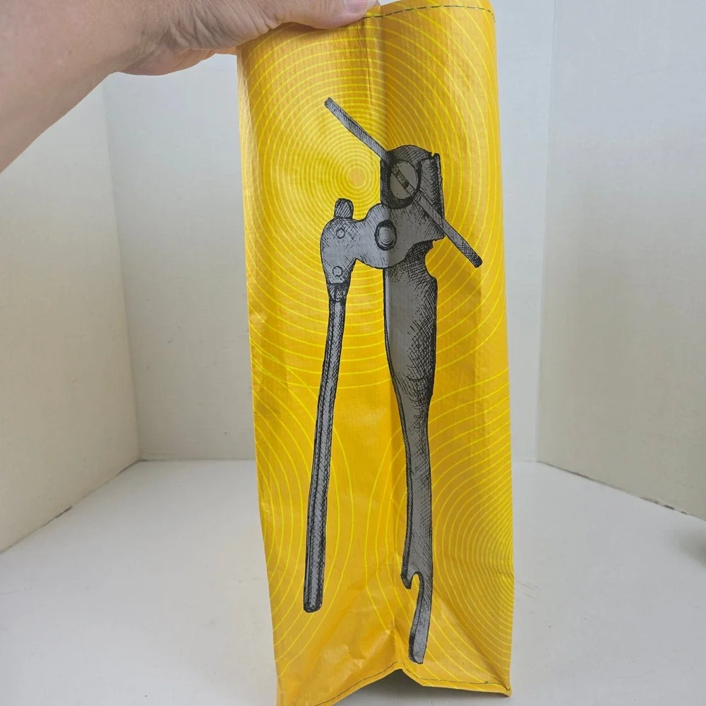 Trader Joe's Reusable Grocery Bag Whole Kernel Corn Can Graphic Yellow NWT RARE